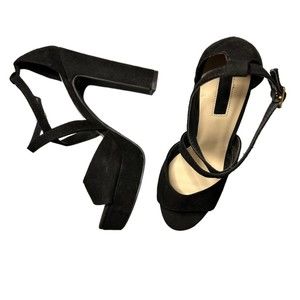 Forever 21 Black Block Heels size 8